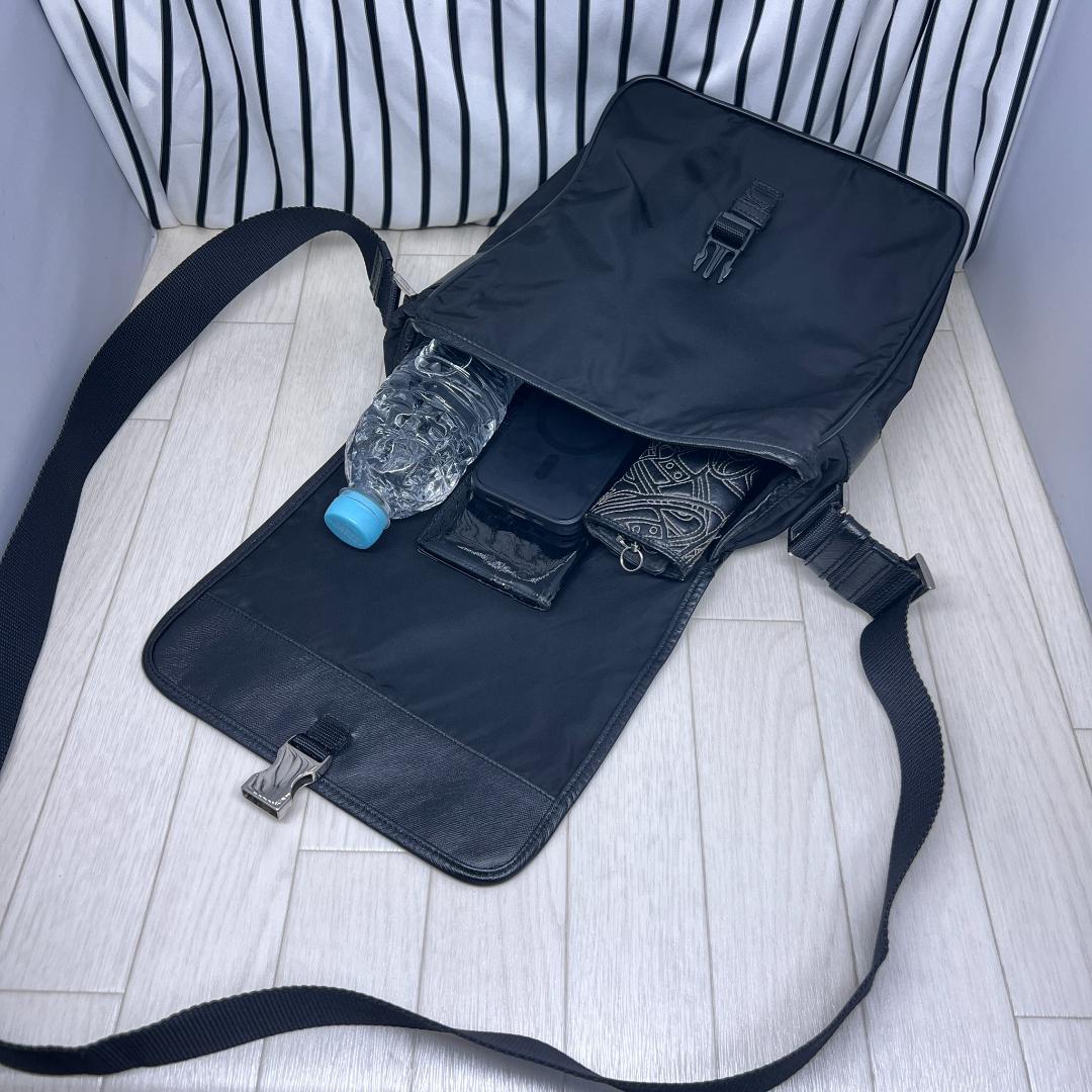 【美品】PRADA×プラダ 斜めがけショルダーバッグ