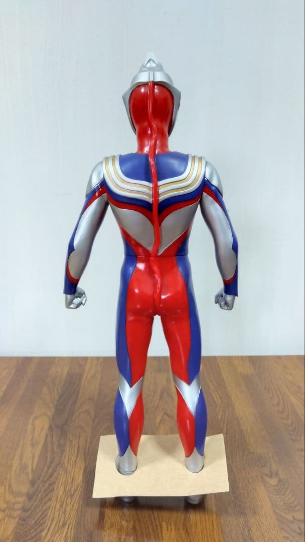 【極上美品】京本コレクション　ウルトラマンティガ　変形劣化なし自立
