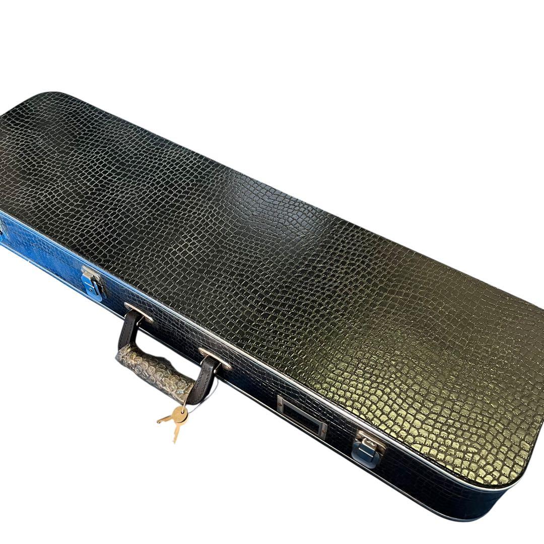 【極美品】沖縄 三線 本蛇革 強化張り 黒塗り棹 蛇皮 ハードケース 爪 調子笛