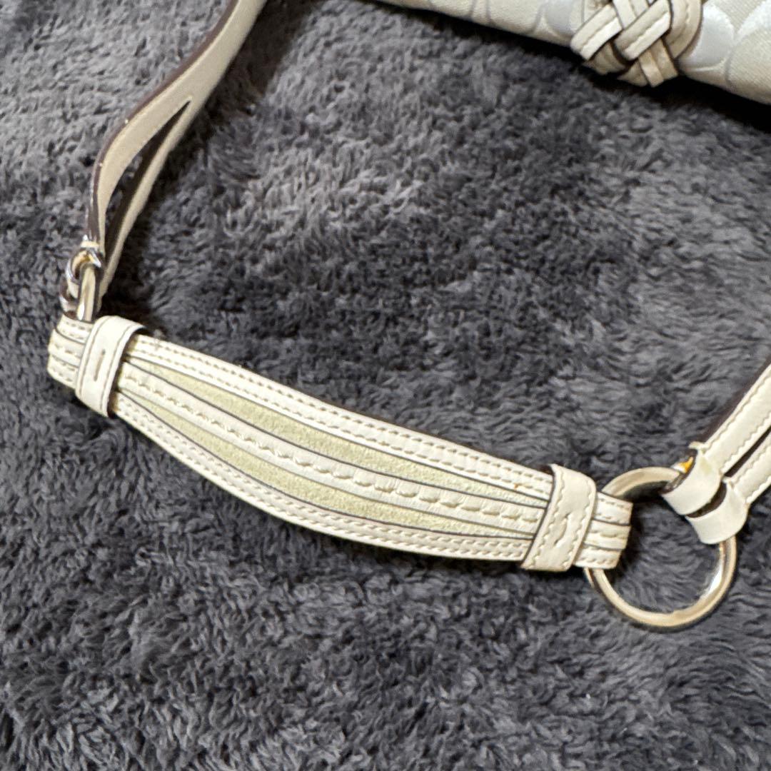 【美品】COACH ソーホー ミニシグネチャー フラップ ワンショルダーバッグ