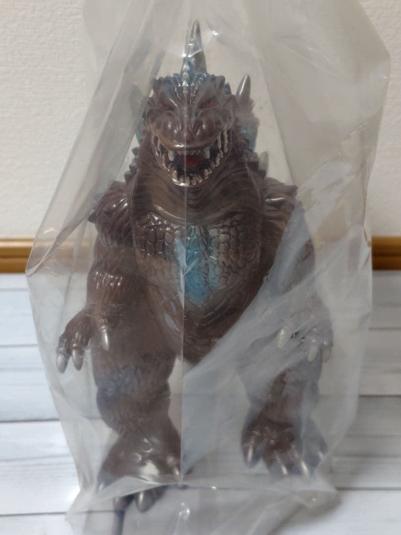 marusan ゴジラ350 ソフビ 昭和プラモ色 ver. - メルカリ