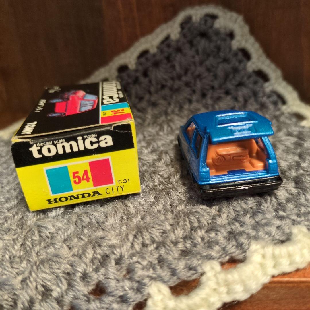 おまとめ　ホンダ シティ と　JAL機内運搬車