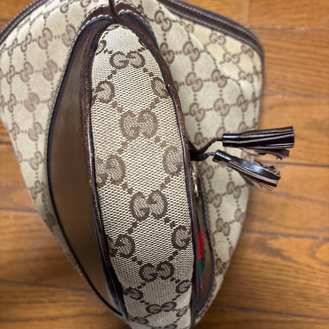 GUCCI GGキャンバス ショルダーバッグ　正規品　232967 520981