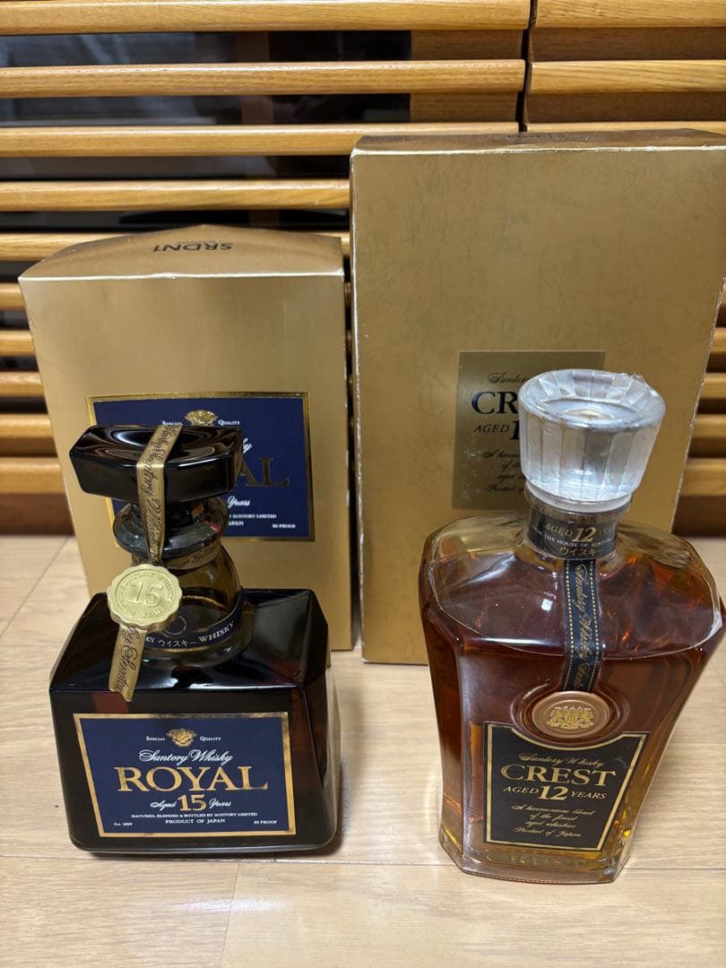 サントリーローヤルプレミアム15年、 クレスト12年 古酒2本セット