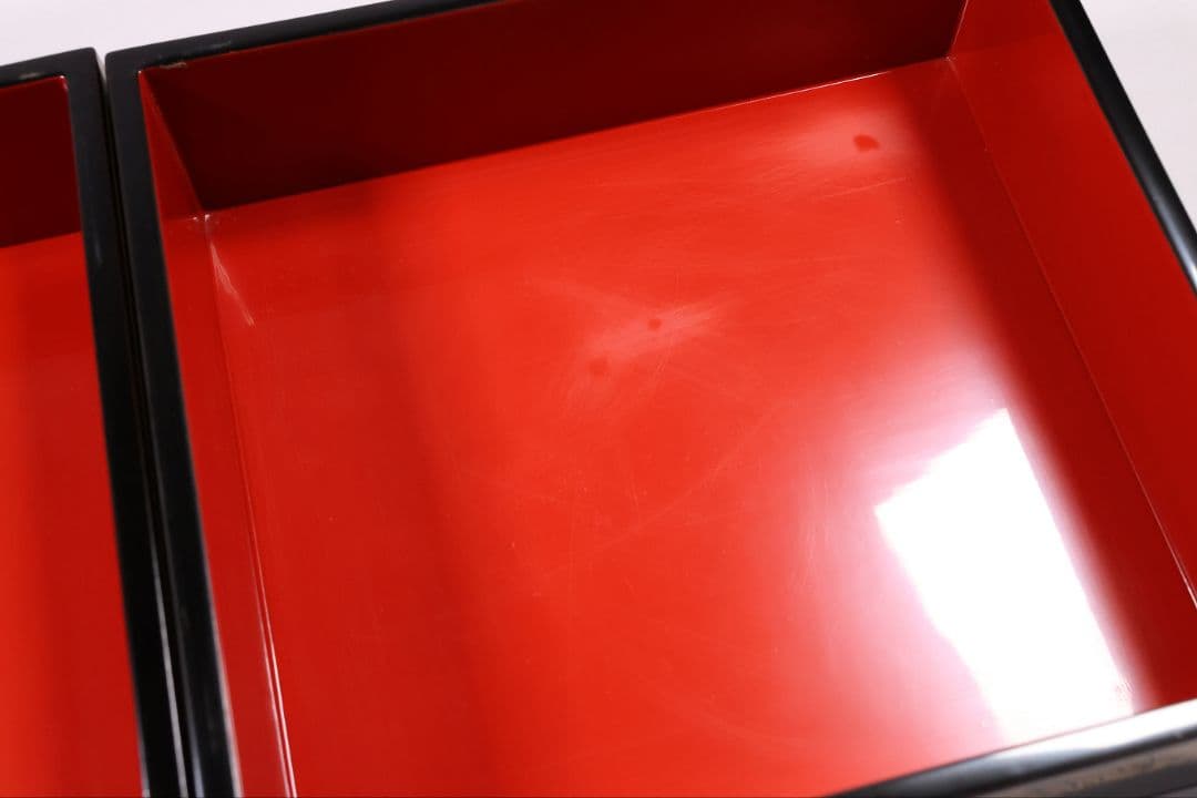 輪島塗 沈金 菊花 五段重箱 蓋2枚 黒塗 内朱塗 木製漆器 漆芸【MB56】