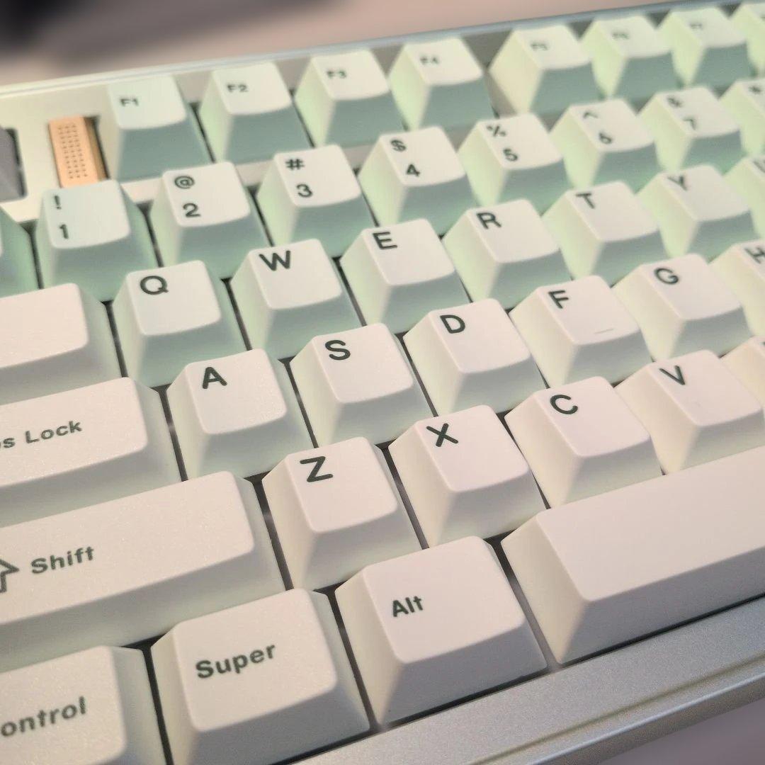 ほぼ新品] EVOWORKS EVO75 メカニカルキーボード - メルカリ