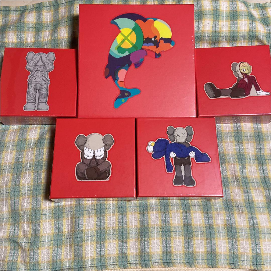 KAWS TOKYO FIRST カウズ パズル puzzle 5種セット - キャラクター玩具