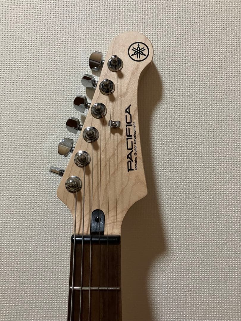 ヤマハ エレキギター PACIFICA PAC112Vアンプチューナーイヤホン他