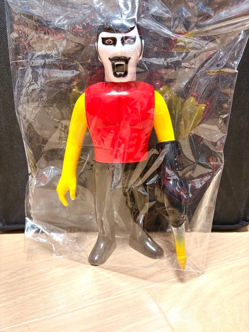 PUNK DRUNKERS パンクドランカーズ アイツ ソフビ フィギュア - メルカリ