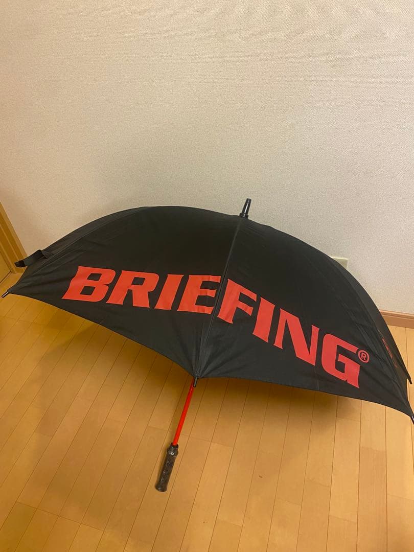 BRIEFING ゴルフ用傘 大きめ 黒/赤 楽天市場】ノベルティ付 【日本正規品】 ブリーフィングゴルフ 傘