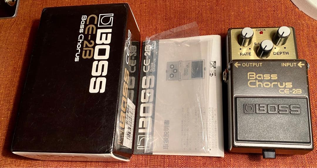 TAIWAN製最初期BOSS Bass Chorus CE-2B