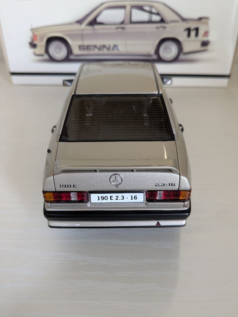 AUTO art MILLENNIUM メルセデス・ベンツ190E 2.3-16