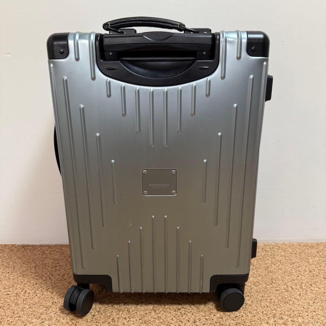 美品 Innovator イノベーター アルミ スーツケース 36L 4輪 - メルカリ