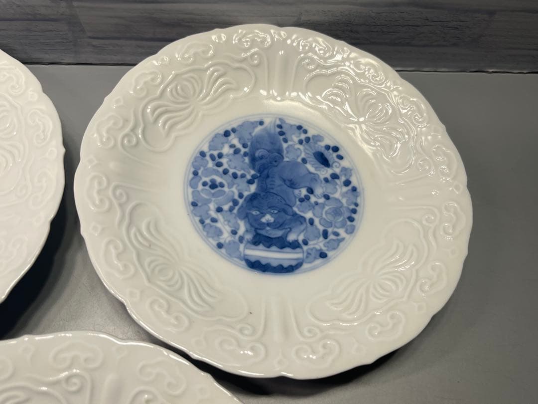 幕末〜　源六製　白磁　陽刻　唐獅子　染付皿　五枚