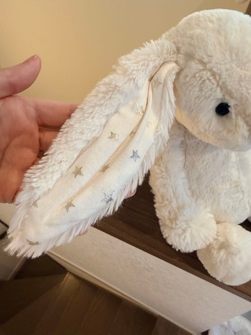 新品　 medium　Bashful Twinkle Bunny