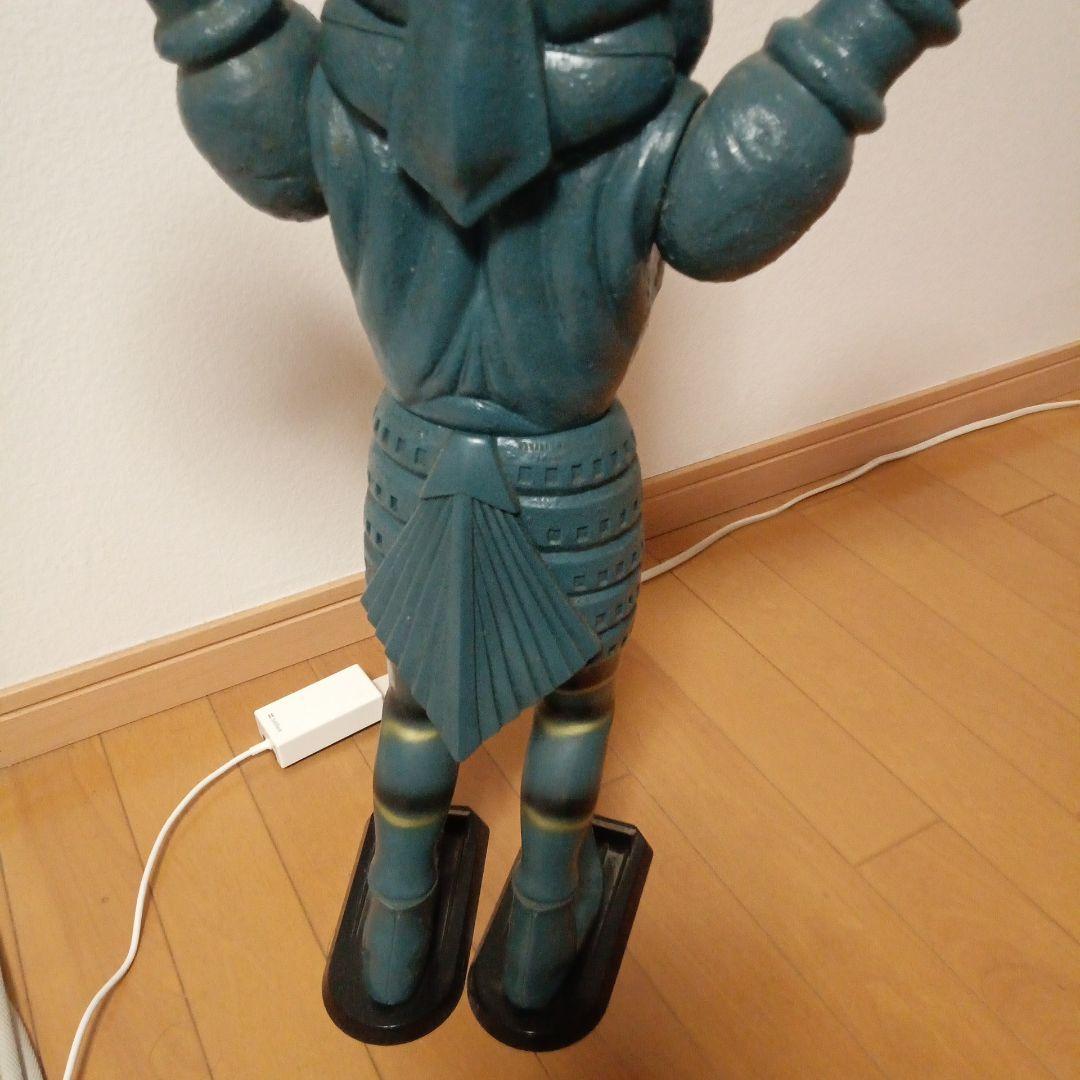 美品.レア円谷プロ.バルタン星人BIGフィギュア台座シール.バンダイ1990刻印