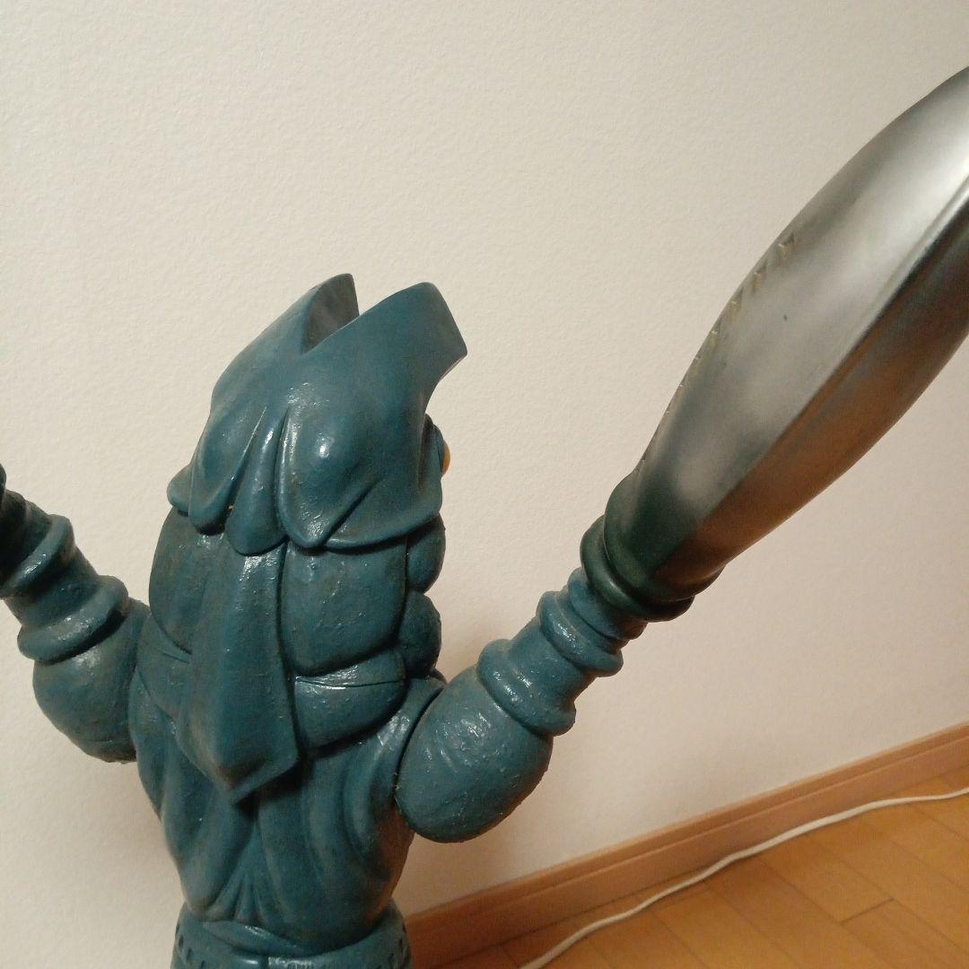 美品.レア円谷プロ.バルタン星人BIGフィギュア台座シール.バンダイ1990刻印