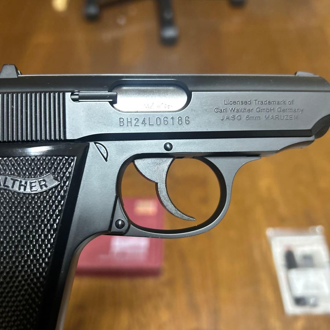 マルゼンワルサーニューPPK/Sブラックモデル サイレンサー、可変ホップバレル