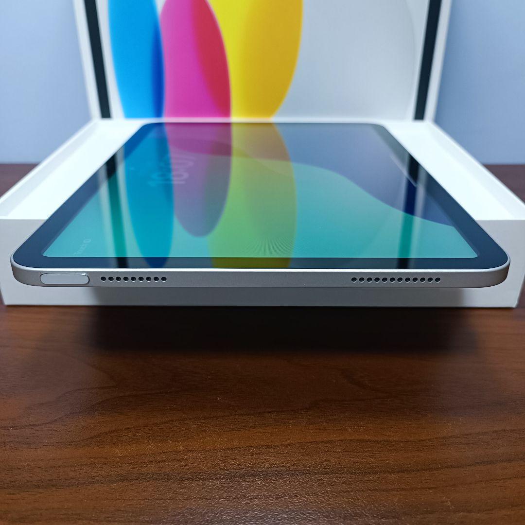 美品) iPad 10.9 第10世代 WiFi 256GB キーボード付き - メルカリ