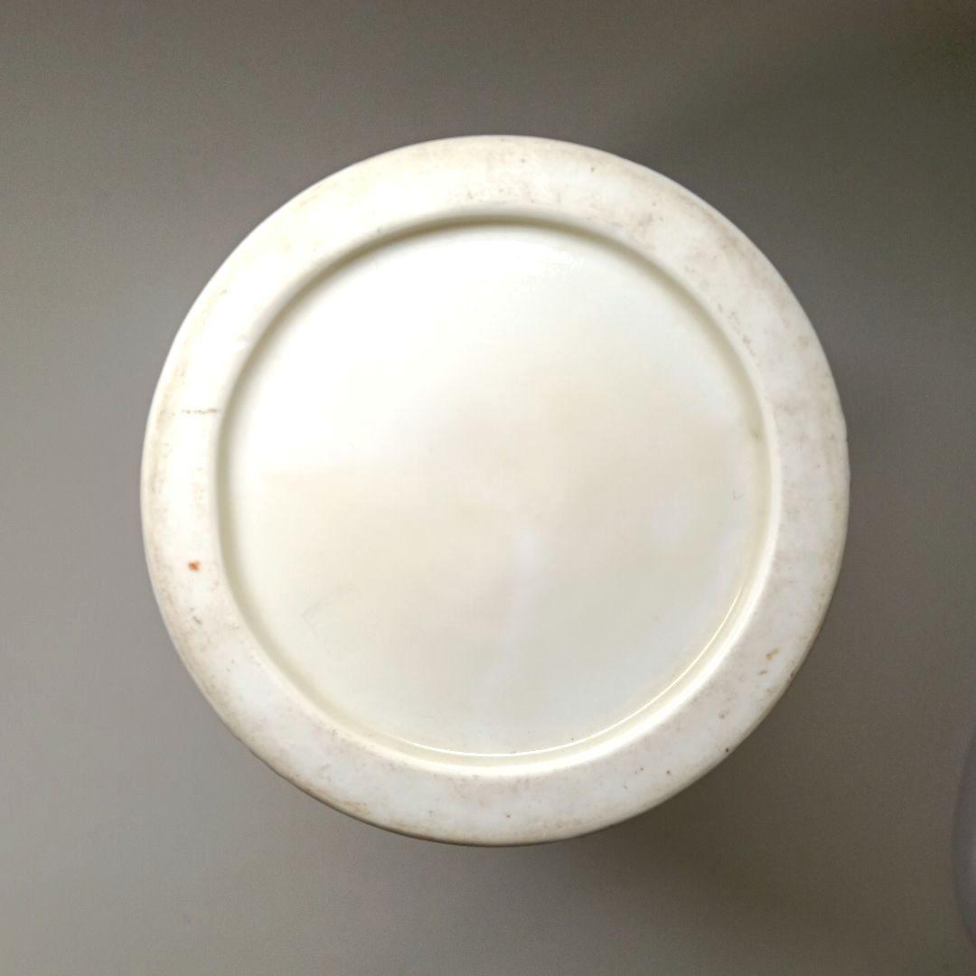 骨董 大型37cm 染付唐草窓絵鳥山水図壷 白磁獅子彫 花瓶