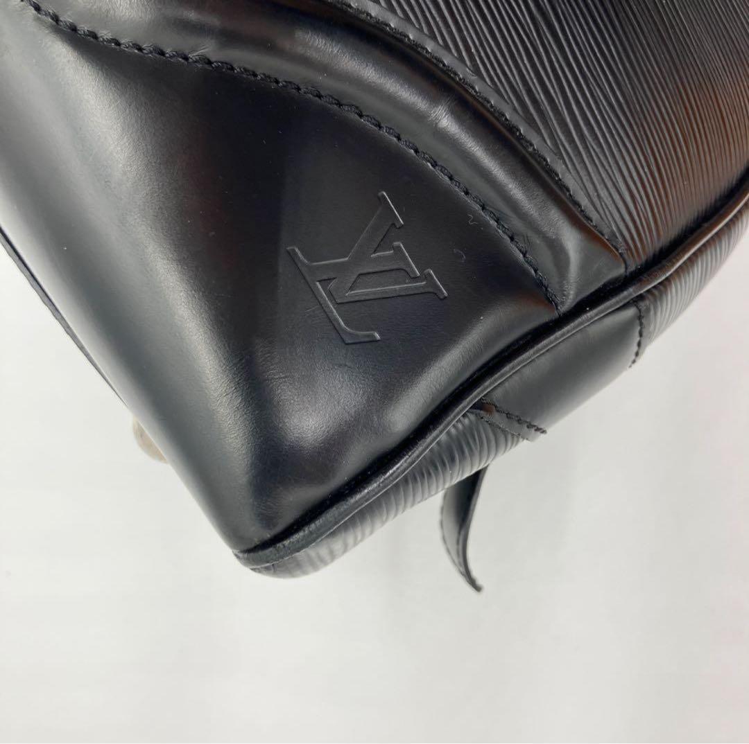 LOUIS VUITTON エピ ボーリング モンテーニュGM M59312