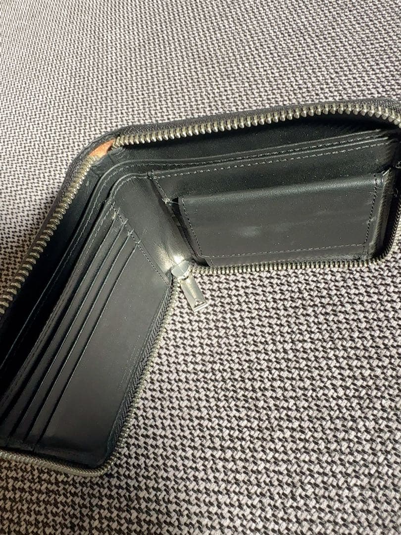 Maison MIHARA YASUHIRO 炙り出しスタッズZIPウォレット