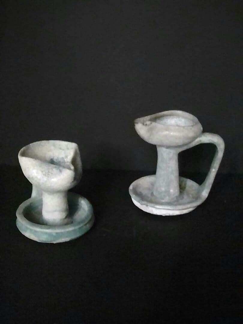 ペルシャ緑釉水注(みずさし)と油指(あぶらさし)の3点