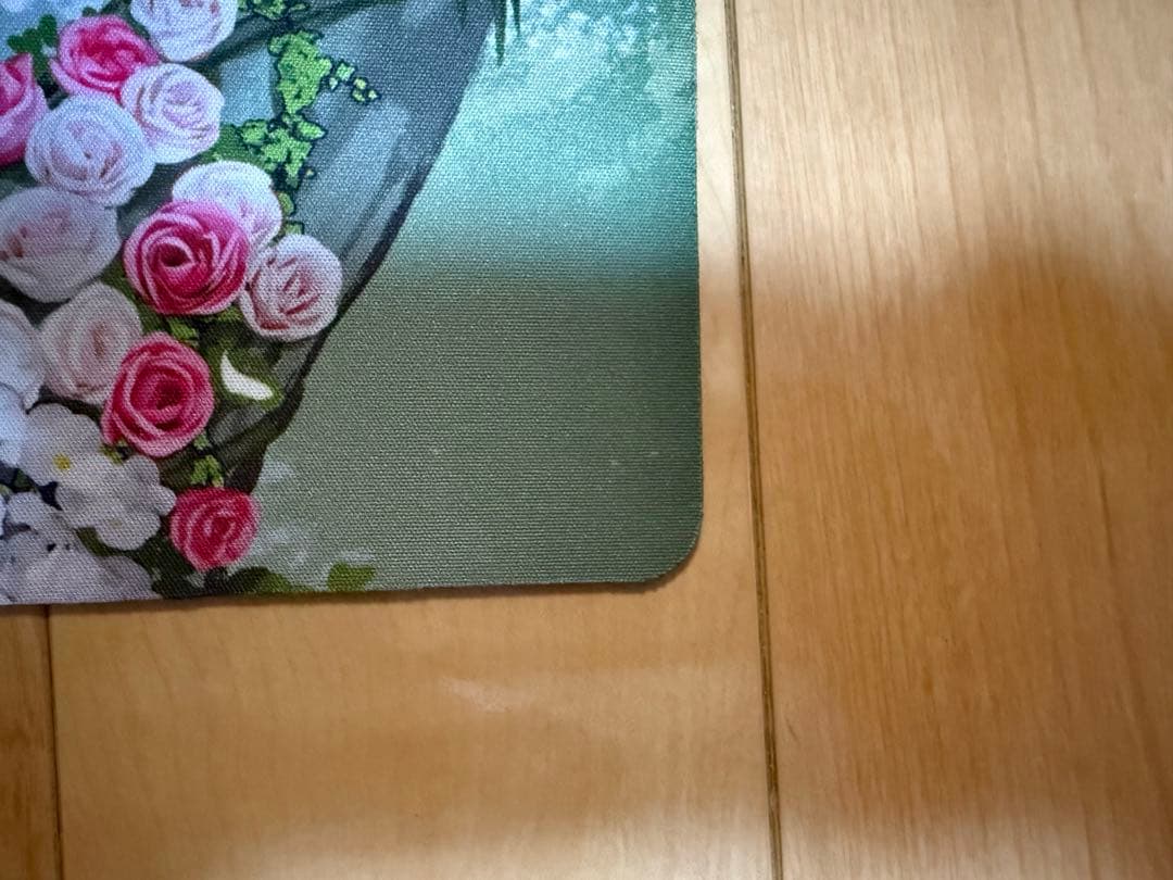 MTG 《復活した精霊信者、ニッサ》プレイマット