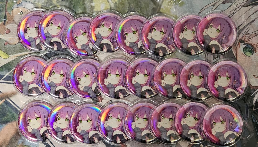 常闇トワ 全4種セット トワ様と春夏秋冬ランダム缶バッジ 誕生