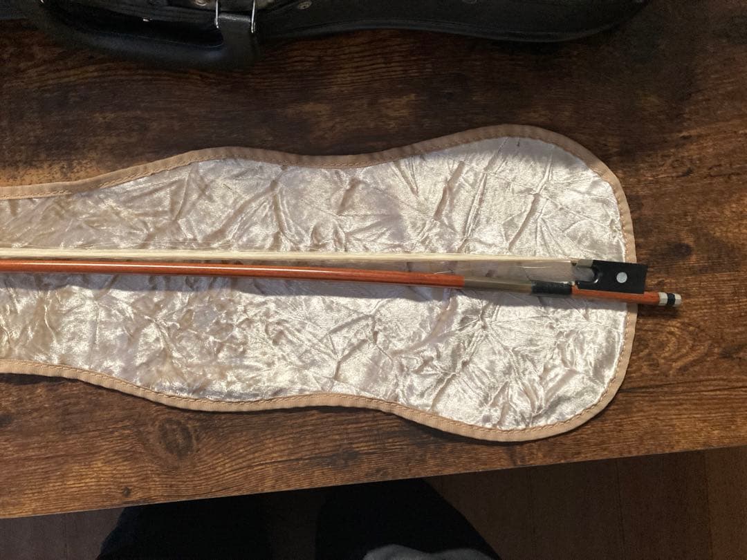 SUZUKI バイオリン NO.300 4/4 ANNO.2002肩当て付き