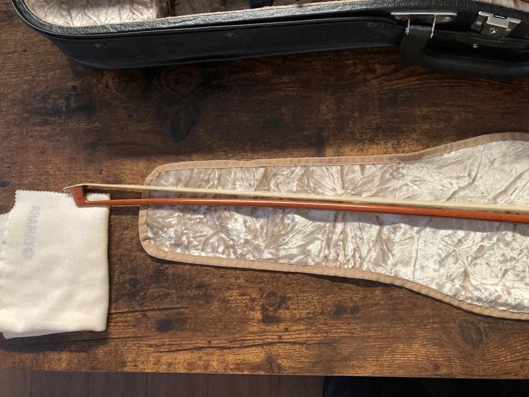 SUZUKI バイオリン NO.300 4/4 ANNO.2002肩当て付き