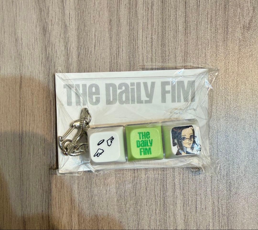 LE SSERAFIM キーリング シーグリ ポップアップ限定 yunjin - メルカリ