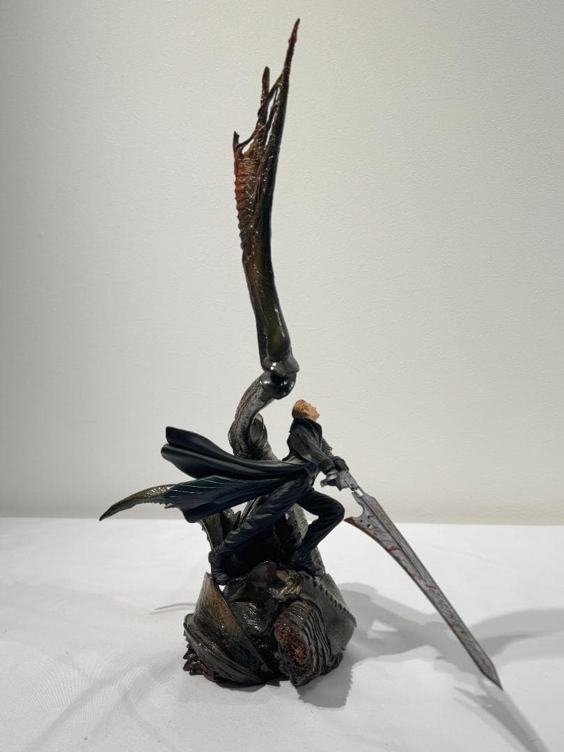 ファイナルファンタジーVII フィギュア　サイファー・アルマシー　オーディン