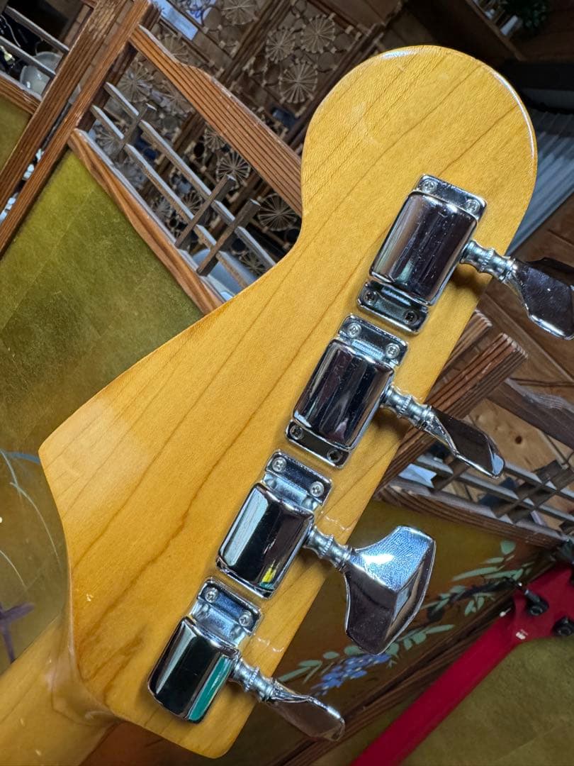 GREAT LAKE DELUXE エレキベース