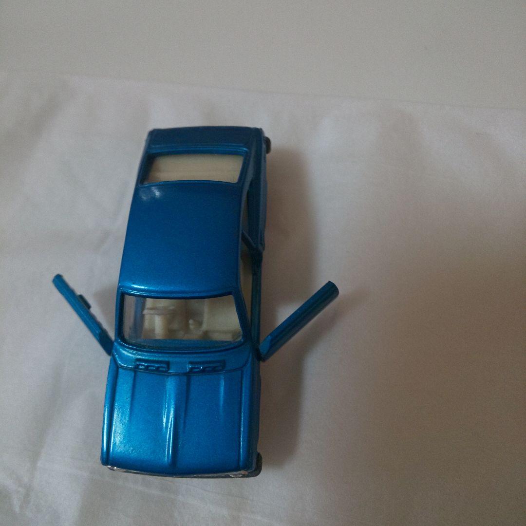 黒箱48ニッサン サニー1200スキーキャリア