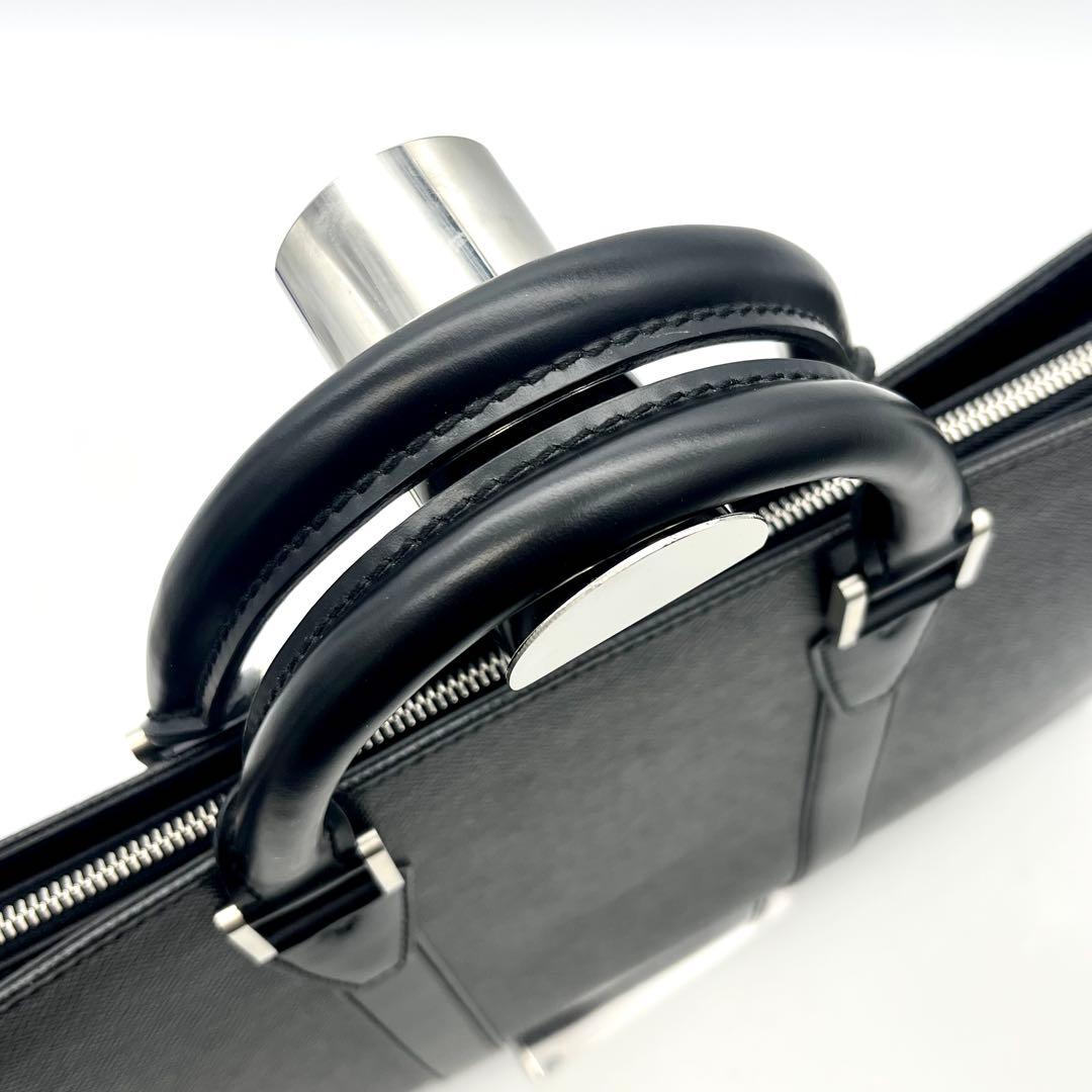 ルイヴィトン タイガ ポルトドキュマンロザン ビジネスバッグ 本物 正規品 人気