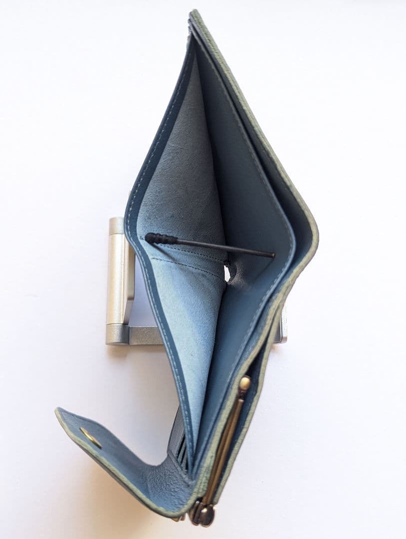 イルビゾンテ【限定色デニムブルー】2つ折り財布 がま口 シボ加工 希少 男女兼用