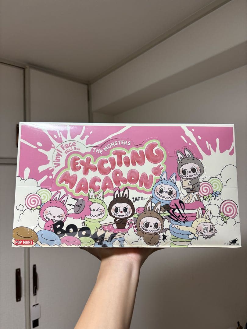 アイドル POPMART LABUBU EXCITING MACARON