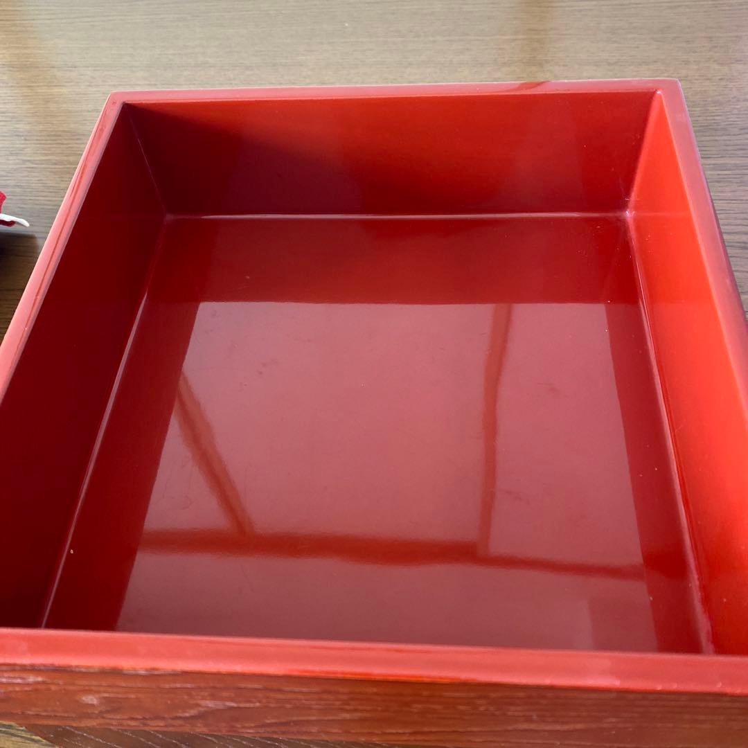 塗りの２段の重箱(お正月、運動会、お花見に活用)