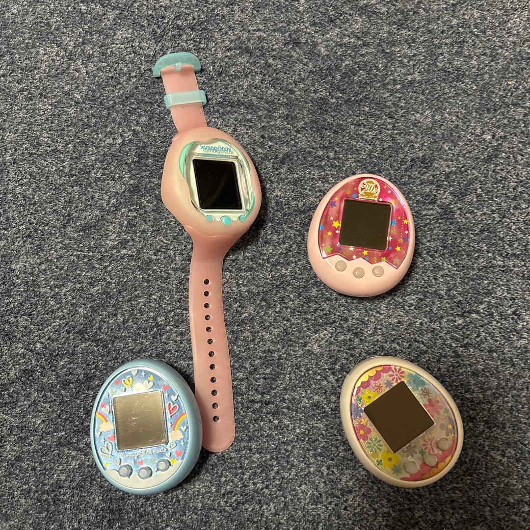 タマゴッチスマートウォッチとたまごっちみーつ2機種たまごっちみくす20th1機種