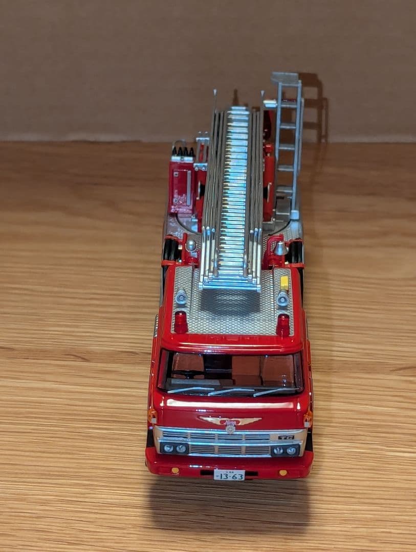 トミカリミテッドヴィンテージネオ 日野TC343 はしご付き消防車(尾鷲消防署)