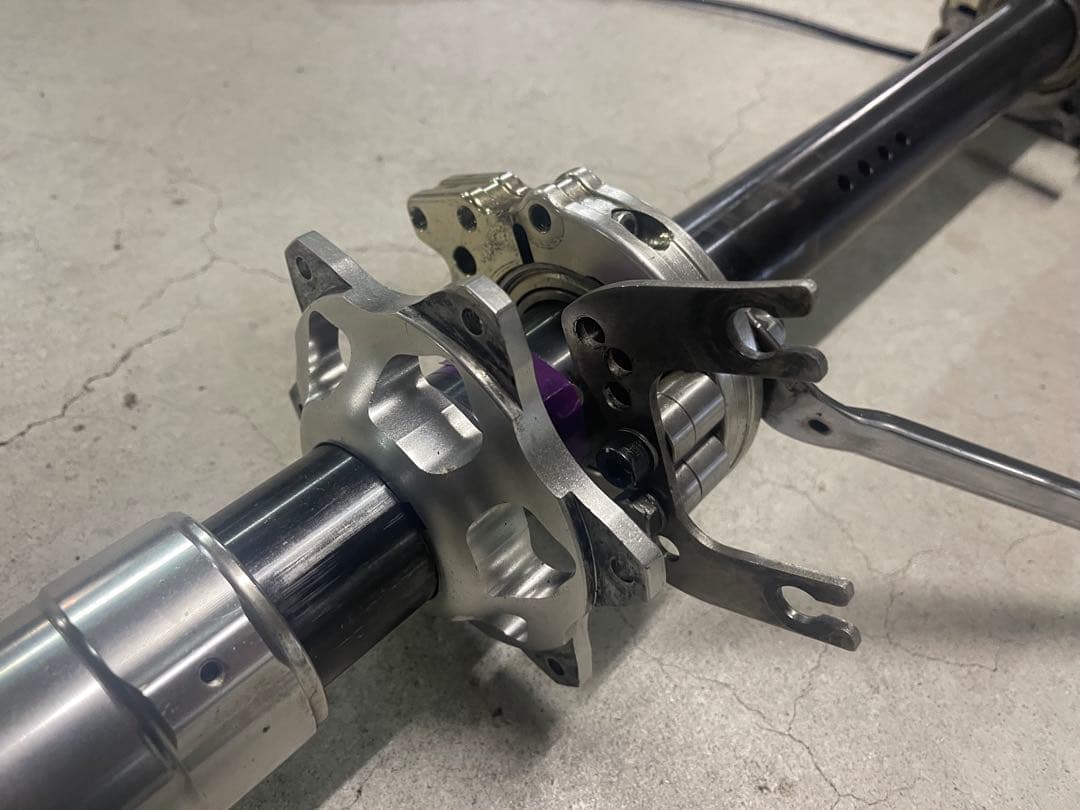 レーシングカート　エナジー(energy)リアアクスルアッセンブリー