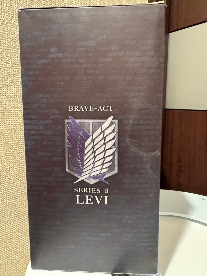 進撃の巨人　1/8 リヴァイ　（お掃除版）BRAVE-ACT 千値練　フィギュア