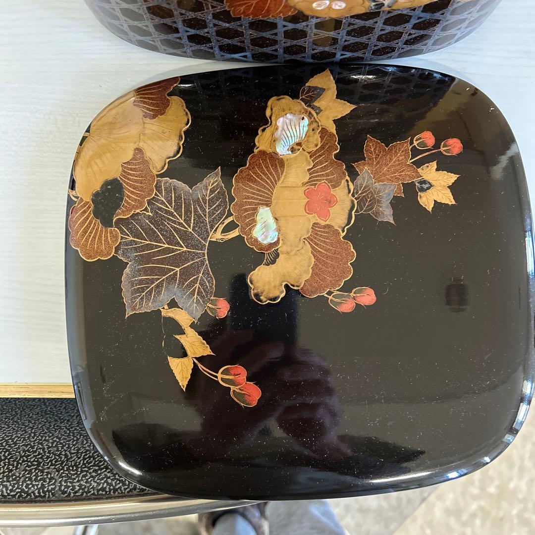 極小傷あり！端正な内朱黒漆に極上忍沈金の映える二段重（検輪島塗重箱お重