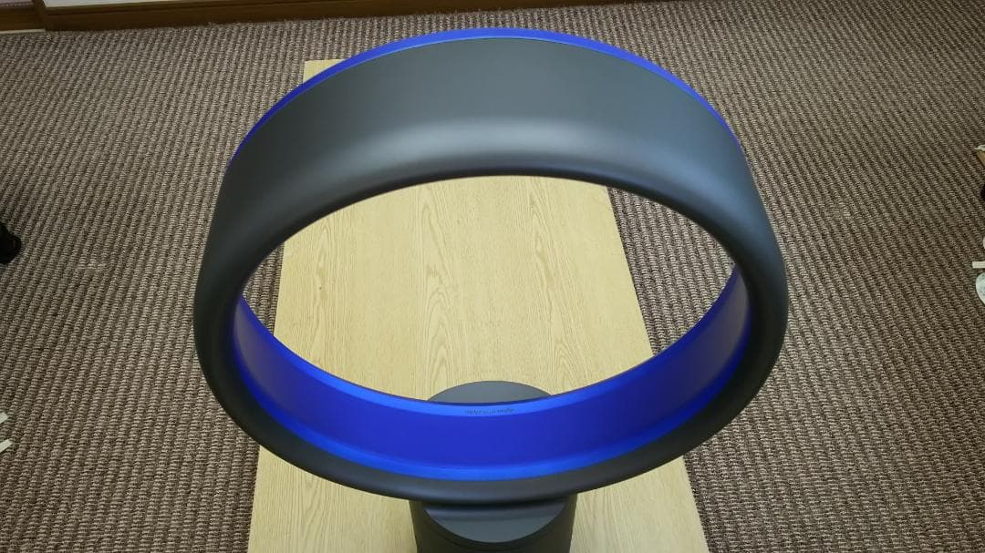 dyson am01テーブルファン30cm 羽根なし扇風機 青色リング