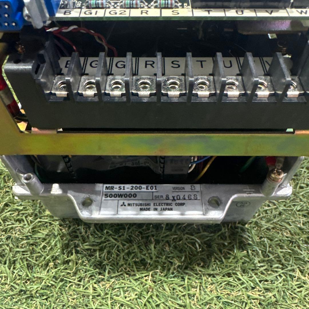 三菱 MR-S1-200-E01 サーボドライブ MRS1200E01 動作保証 三菱 MR-S1