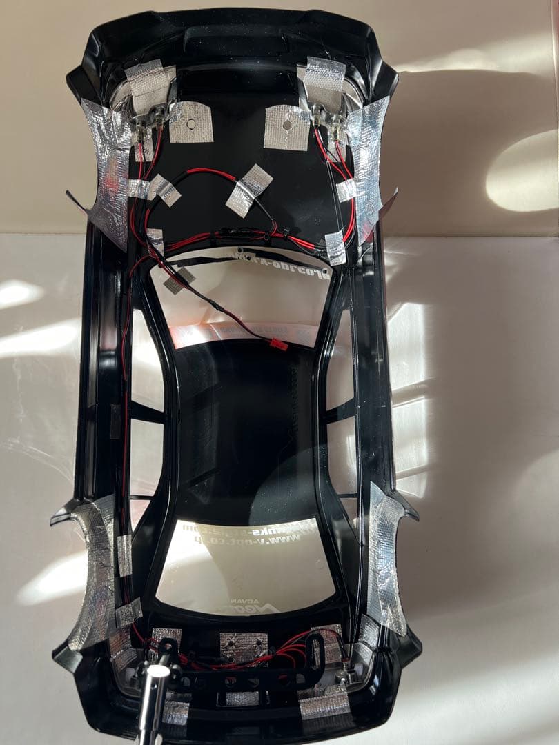 ヨコモHKS アルテッツァ ドリフトカー メタリックレッドボディー