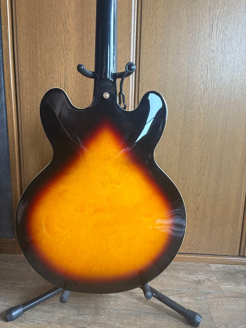 j*g様 Epiphone Sheraton-Ⅱ サンバースト ハードケース付きの通販はau