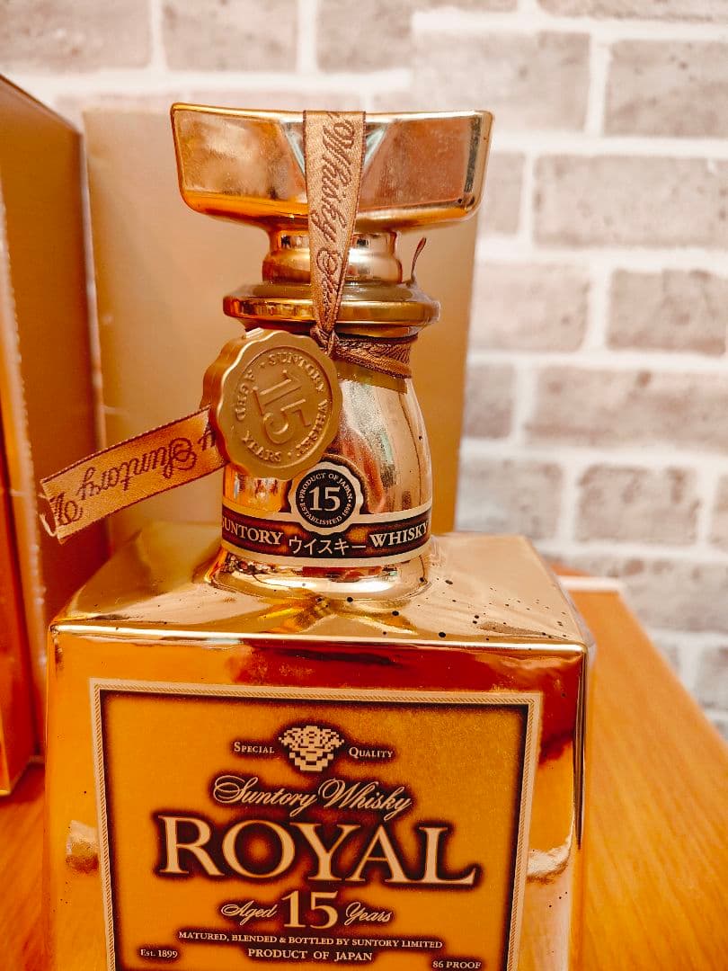 限定非売品 超レア サントリーローヤルプレミアム15年 ゴールドボトル