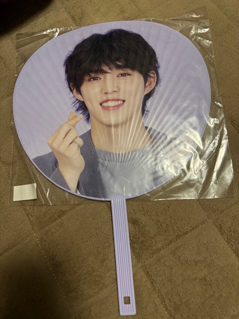 SEVENTEEN エスクプス2020 JAPAN DOME TOUR うちわ - メルカリ